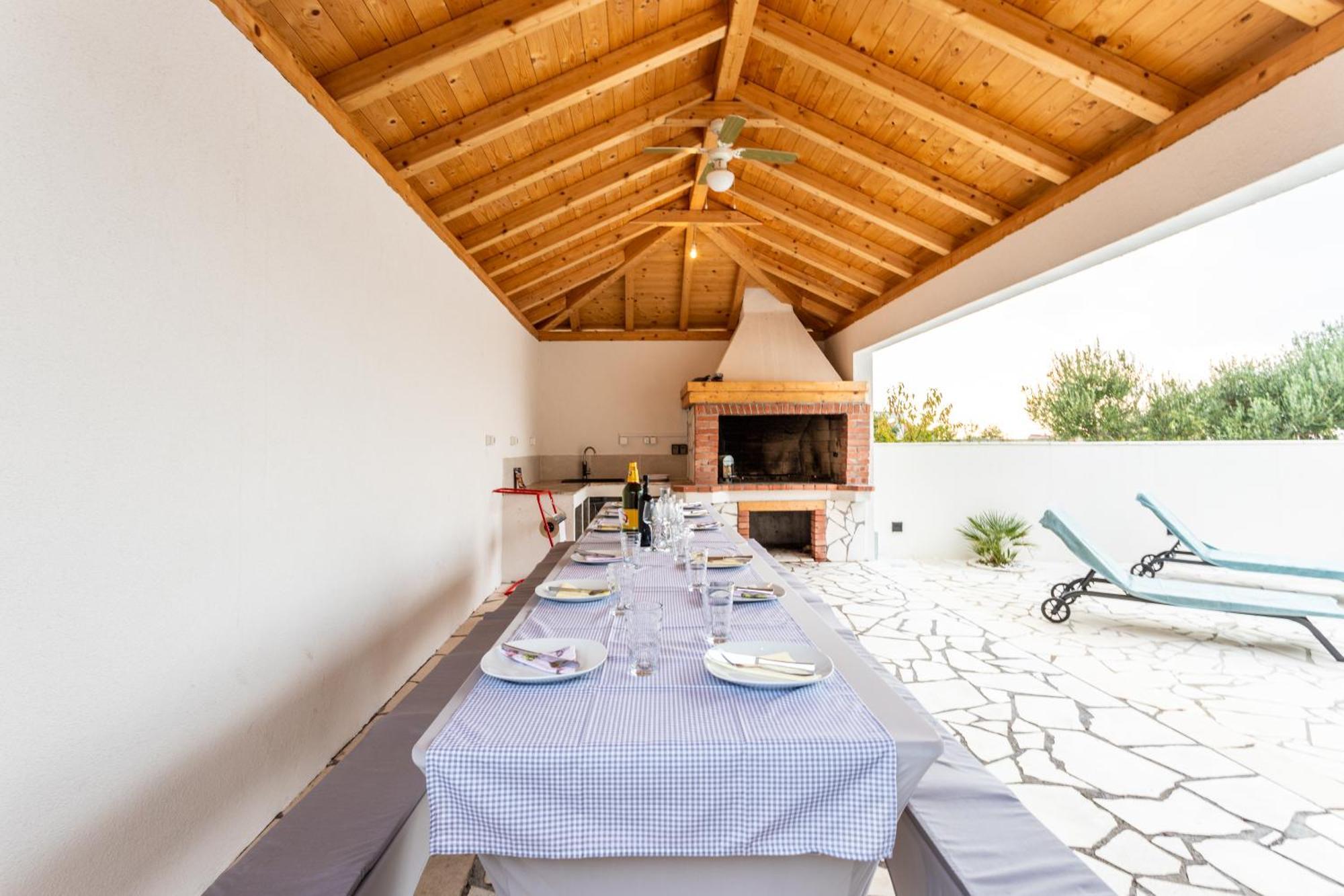 Villa Ana Perfect For Families With Kids And Groups,House With Heated Pool 포드스트라나 외부 사진
